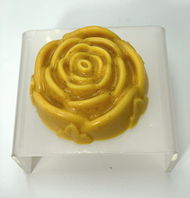 Load image into Gallery viewer, Facial Bliss Turmeric Soap
